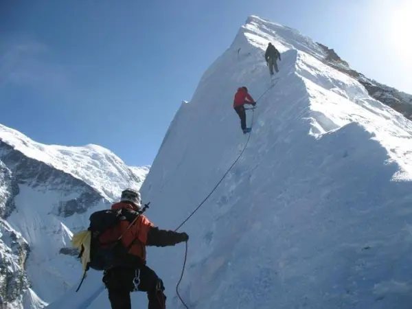Island peak 