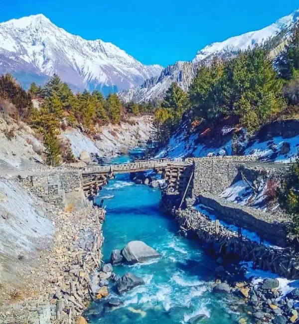 Pisang Village on the way to annapurna circuit